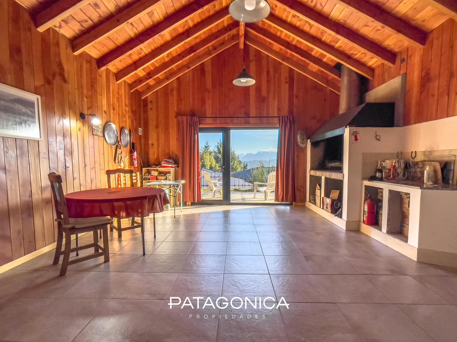 HOUSE FOR SALE AT M2 CUMELEN COUNTRY CLUB; VILLA LA ANGOSTURA