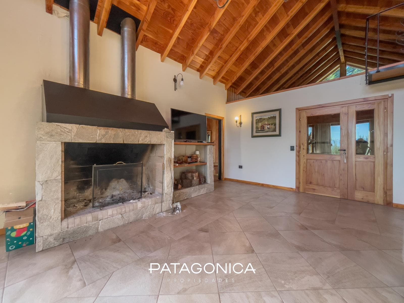 HOUSE FOR SALE AT M2 CUMELEN COUNTRY CLUB; VILLA LA ANGOSTURA
