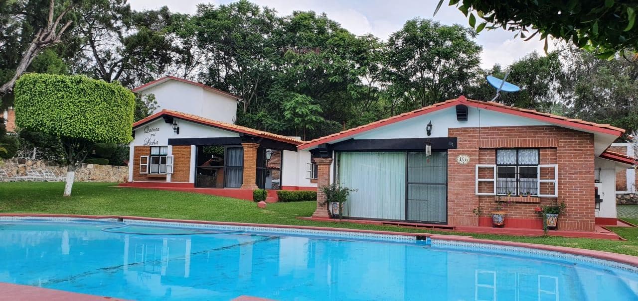 HOUSE FOR SALE IN LA JOYA, IXTAPAN DE LA SAL, STATE OF MEXICO