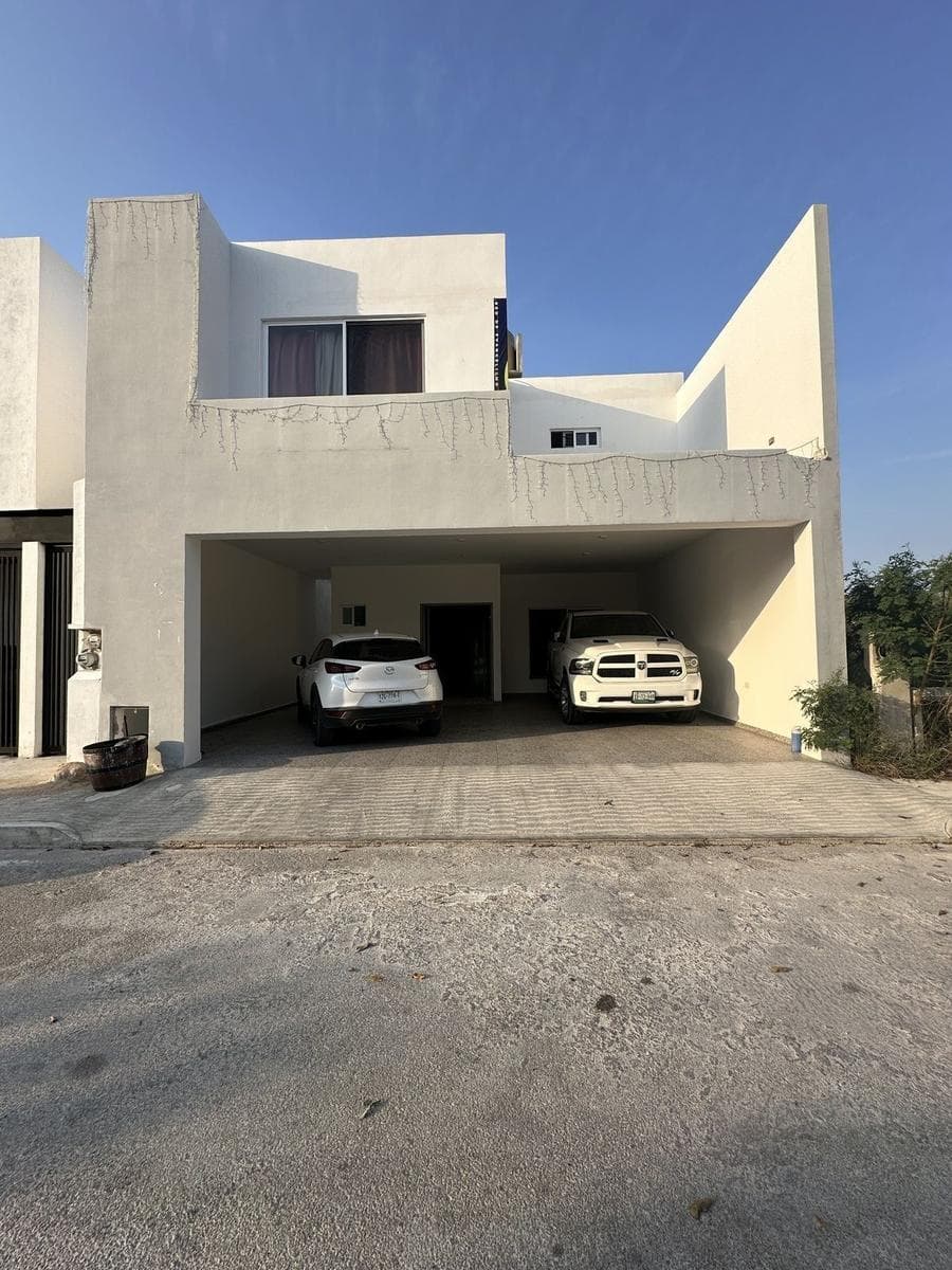 House in Real Montejo with easy access to the ring road, Mérida