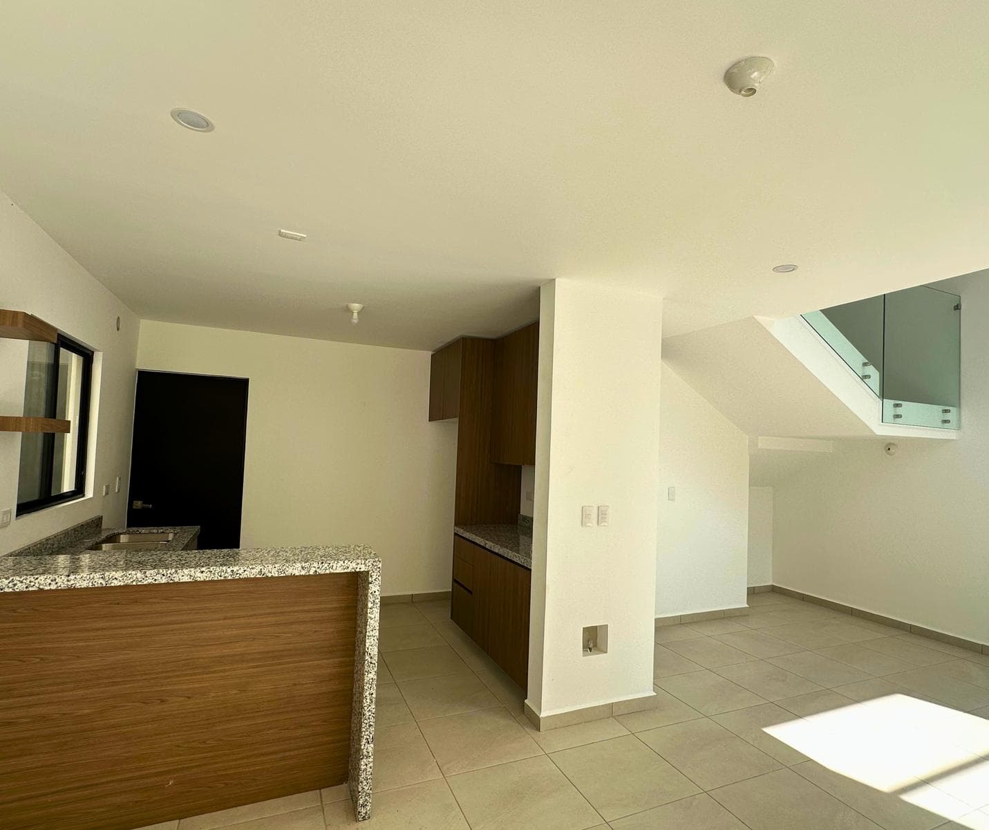 House for Sale in Dominio Cumbres | 3 Levels, Double-Height Ceilings, and a Terrace with Views