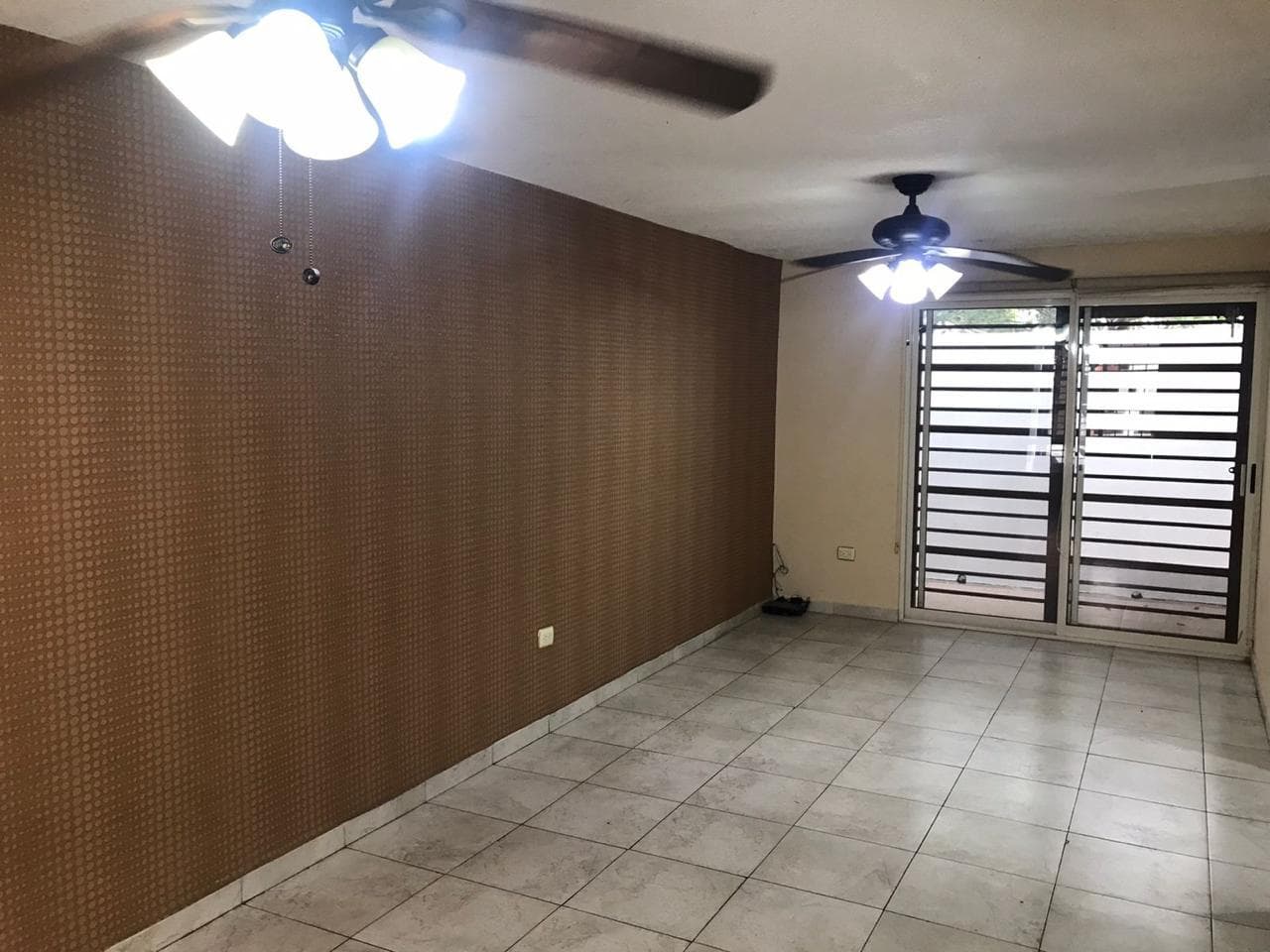 HOUSE FOR RENT IN PUERTA DEL NORTE, ESCOBEDO