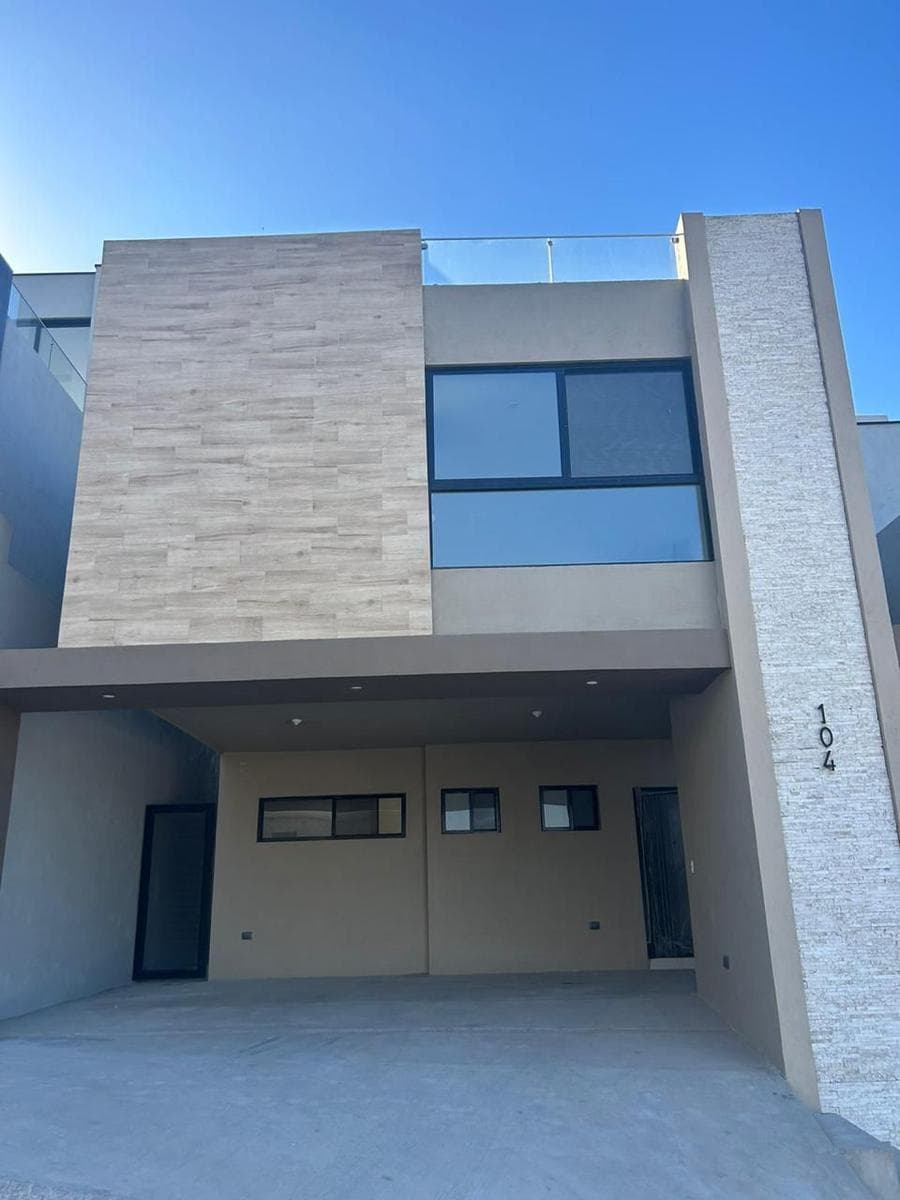 House for Sale in Dominio Cumbres