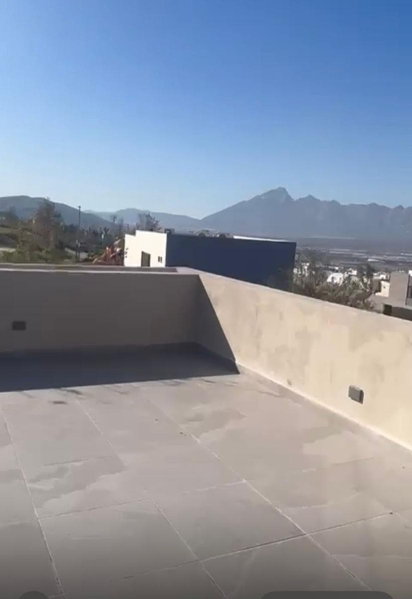 House for Sale in Dominio Cumbres