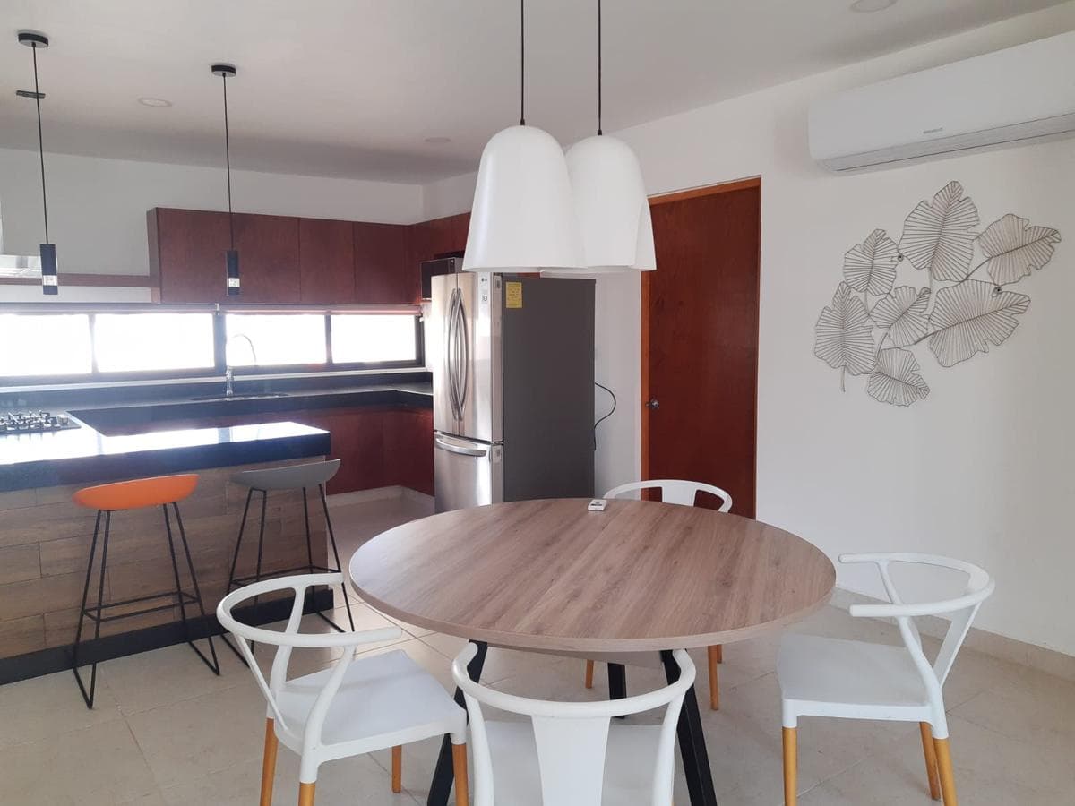 House at PRIVADA MACORRA 86 in Cholul with a family room and 3 bedrooms in Mérida, Yucatán.
