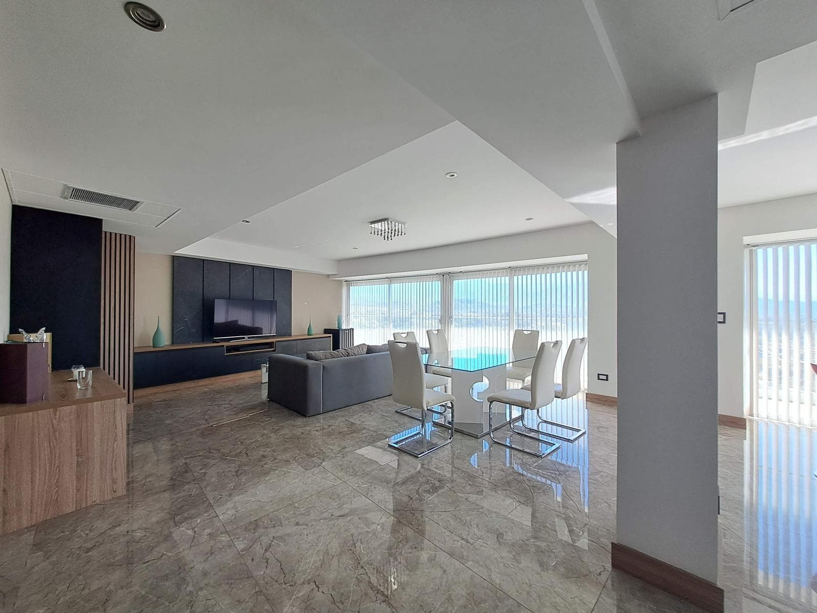 FOR SALE - Exclusive Penthouse in TORRE LELOIR