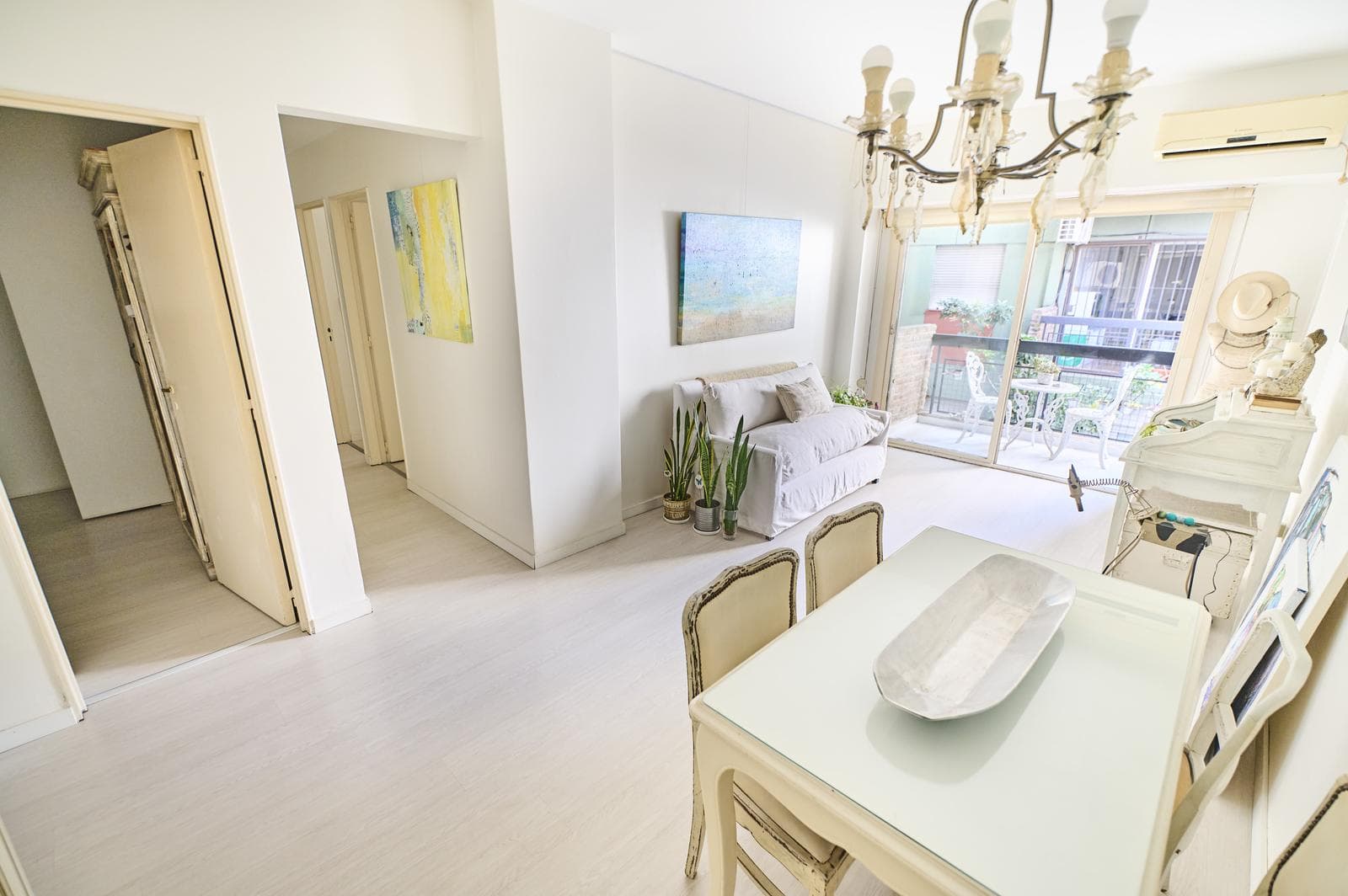 Bright 3-room apartment for sale