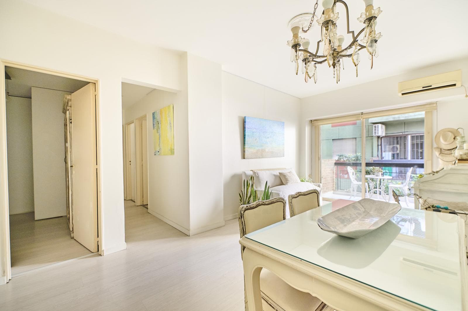 Bright 3-room apartment for sale