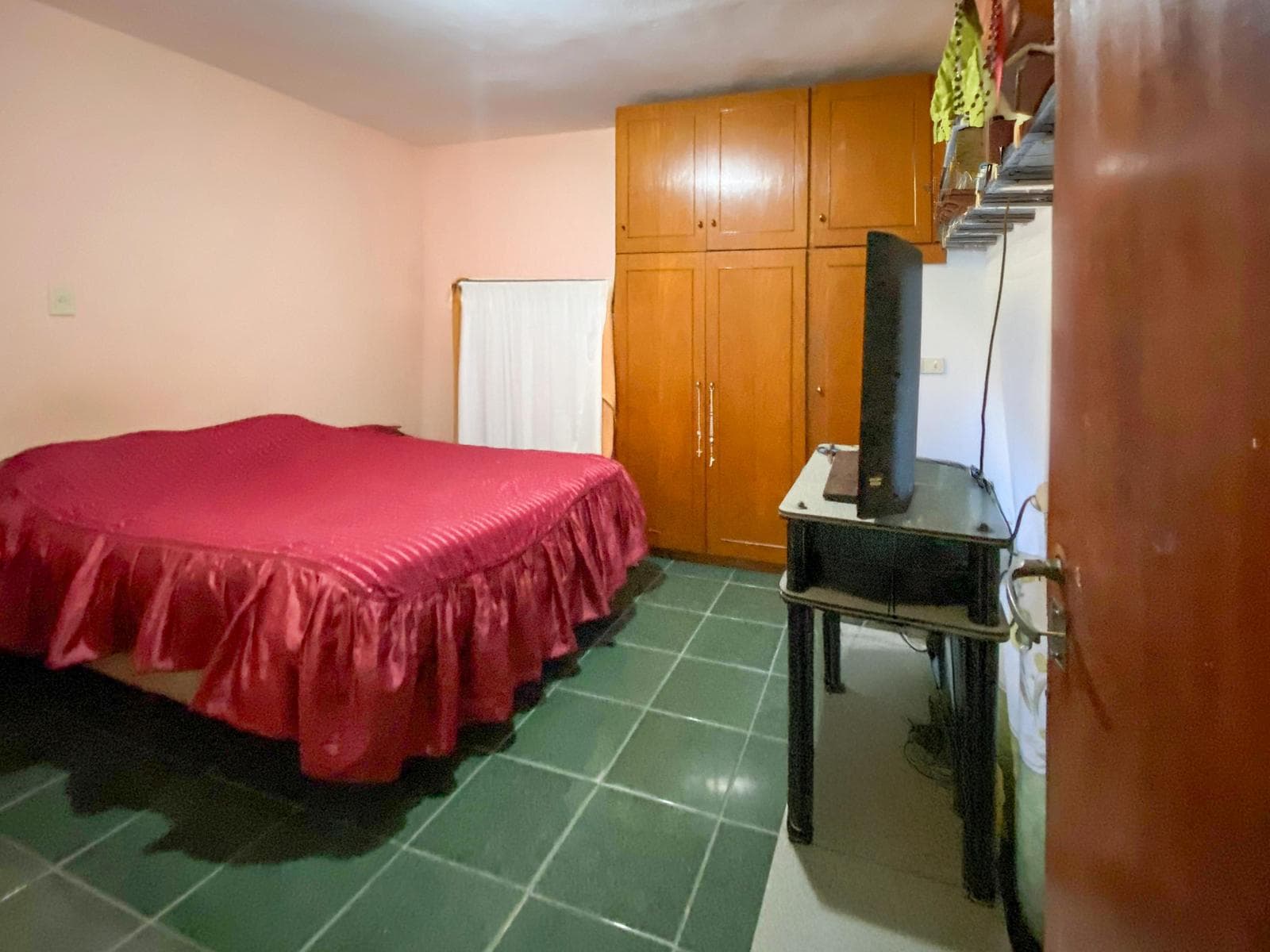 FOR SALE | TRADE - 2-bedroom house with a patio - Las Delicias neighborhood, Rosario.