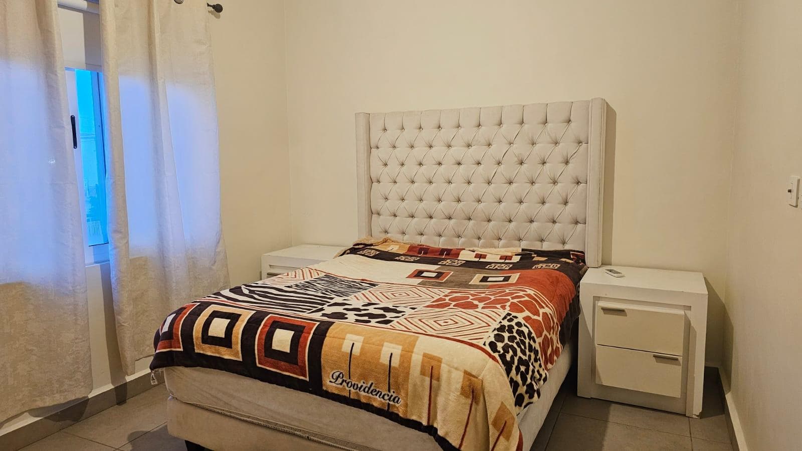 APARTMENT FOR RENT IN LIVING SAN NICOLAS