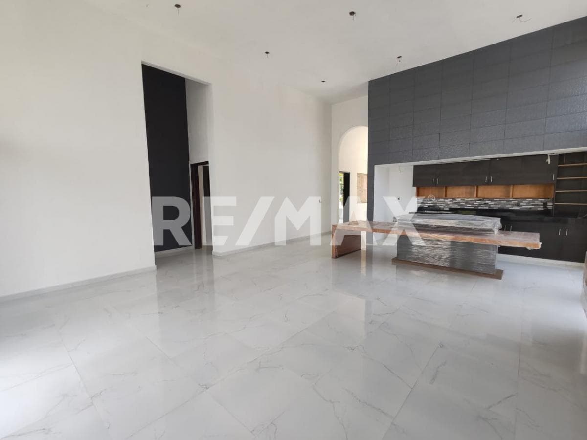 House for Sale in Morelos, Lomas de Cocoyoc