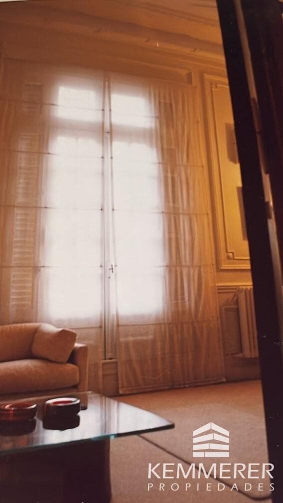 *****IMPECCABLE ITALIAN RENAISSANCE-STYLE HOUSE*****FLOWERS****