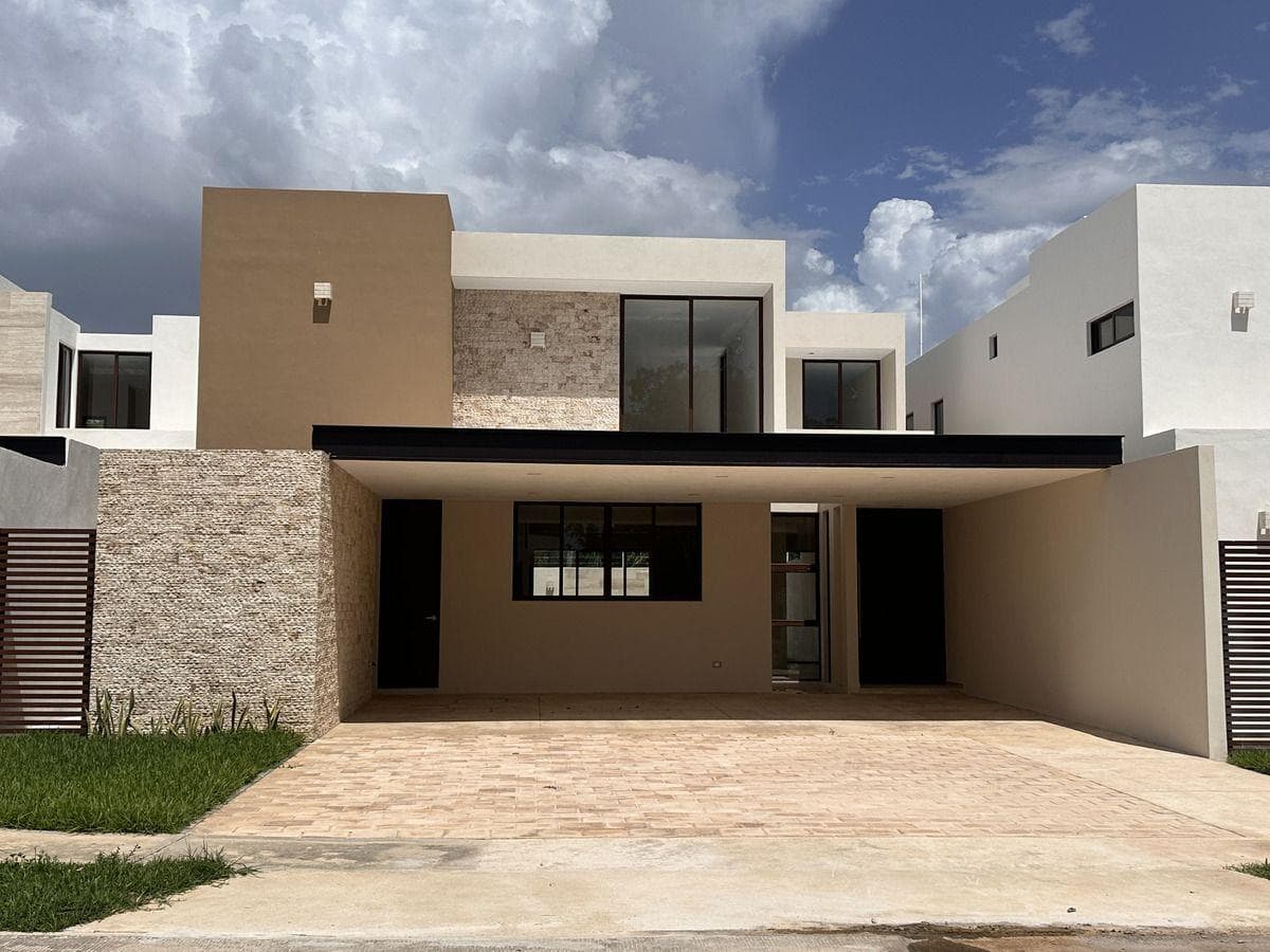 House for Sale in Cholul, Mérida, Yucatán