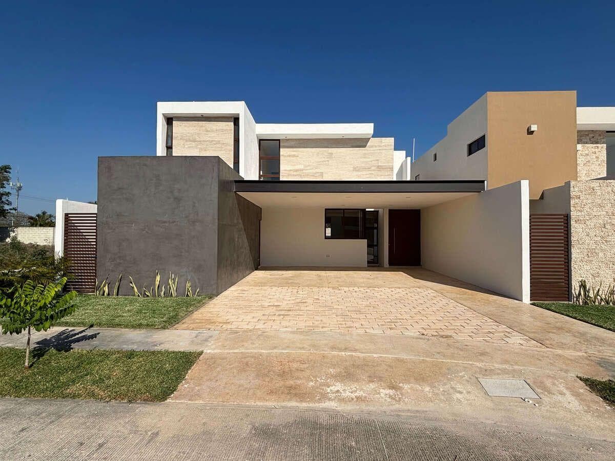 House for Sale in Cholul, Mérida, Yucatán