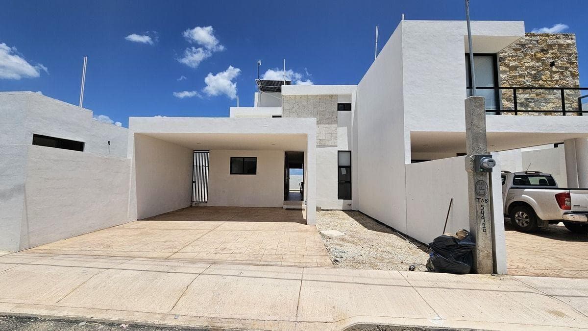 3-Bedroom House for Sale with Solar Panels in Dzityá, Mérida