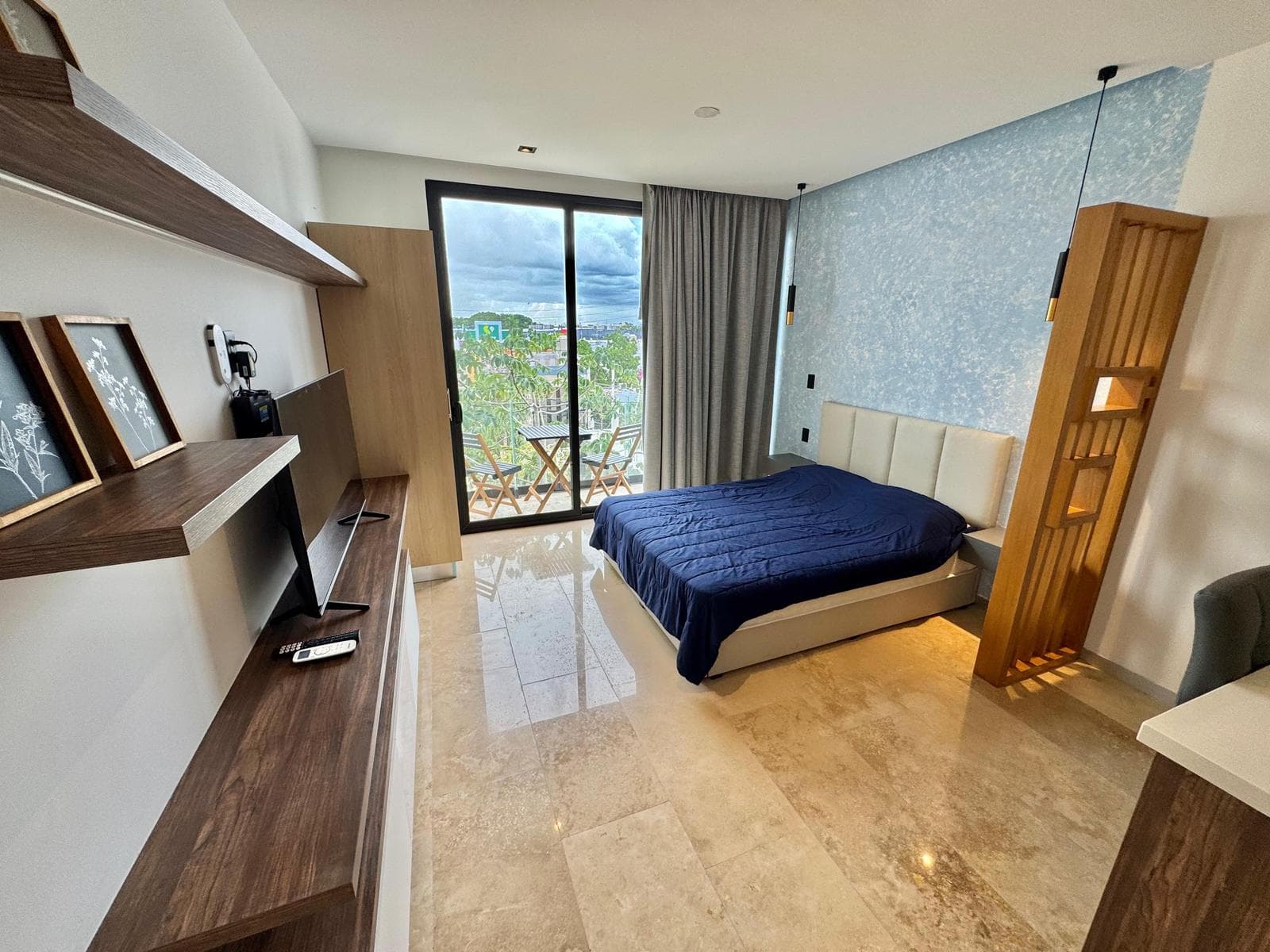 APARTMENT IN DOWNTOWN PLAYA DEL CARMEN, 5 BLOCKS FROM THE BEACH