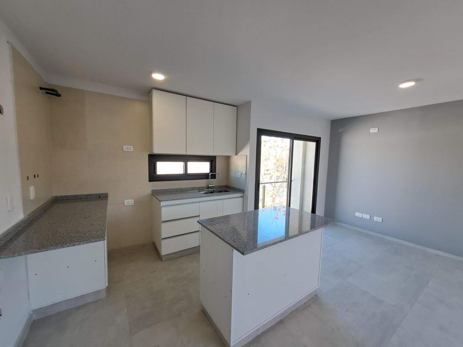 Apartment for Sale, Brand New - BOMBAL Neighborhood - Qualifies for a Mortgage