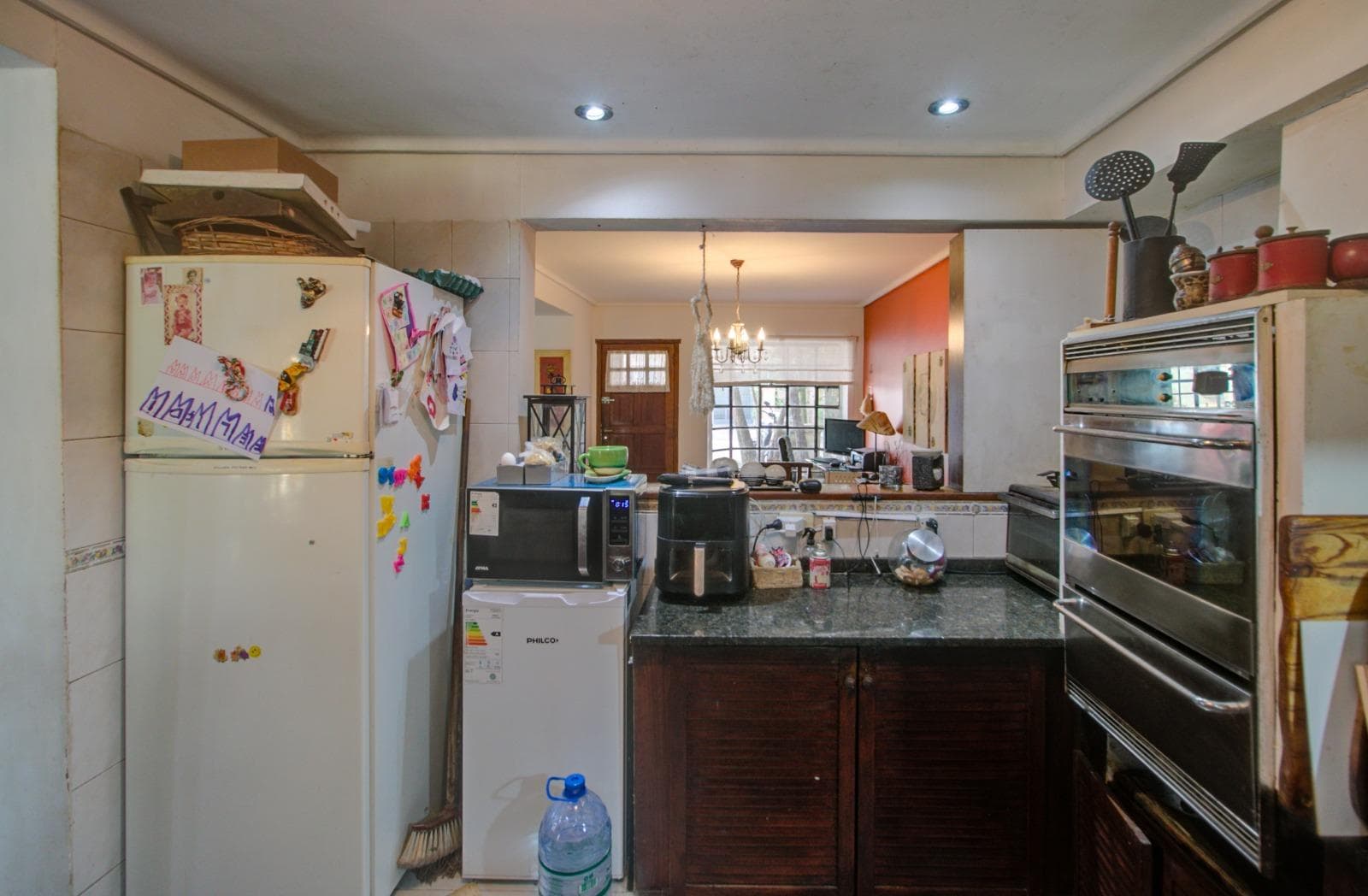 HOUSE FOR SALE AT 493 bis and 16. It has 350 m², with 170 m² of indoor space, 4 bedrooms, and a pool
