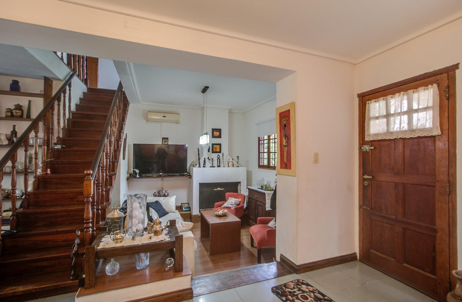 HOUSE FOR SALE AT 493 bis and 16. It has 350 m², with 170 m² of indoor space, 4 bedrooms, and a pool