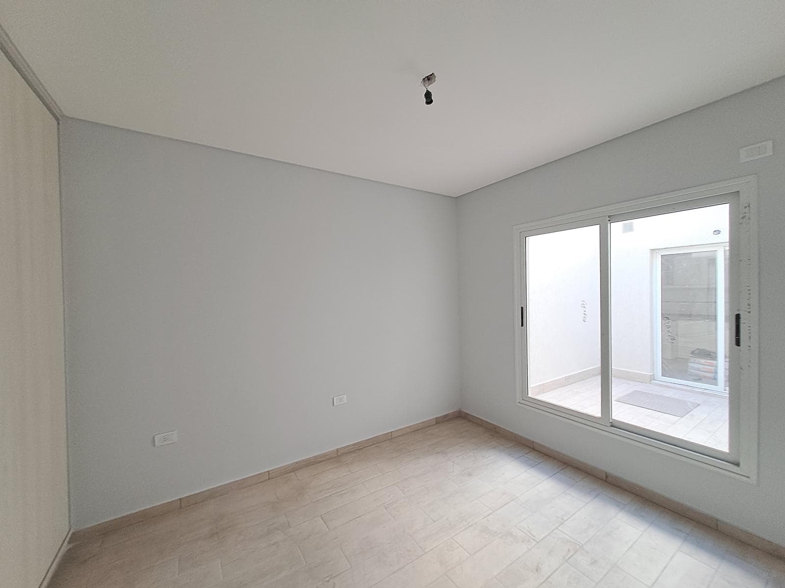 FOR SALE - 3-BEDROOM APARTMENT - RINCON VENETO GATED COMMUNITY