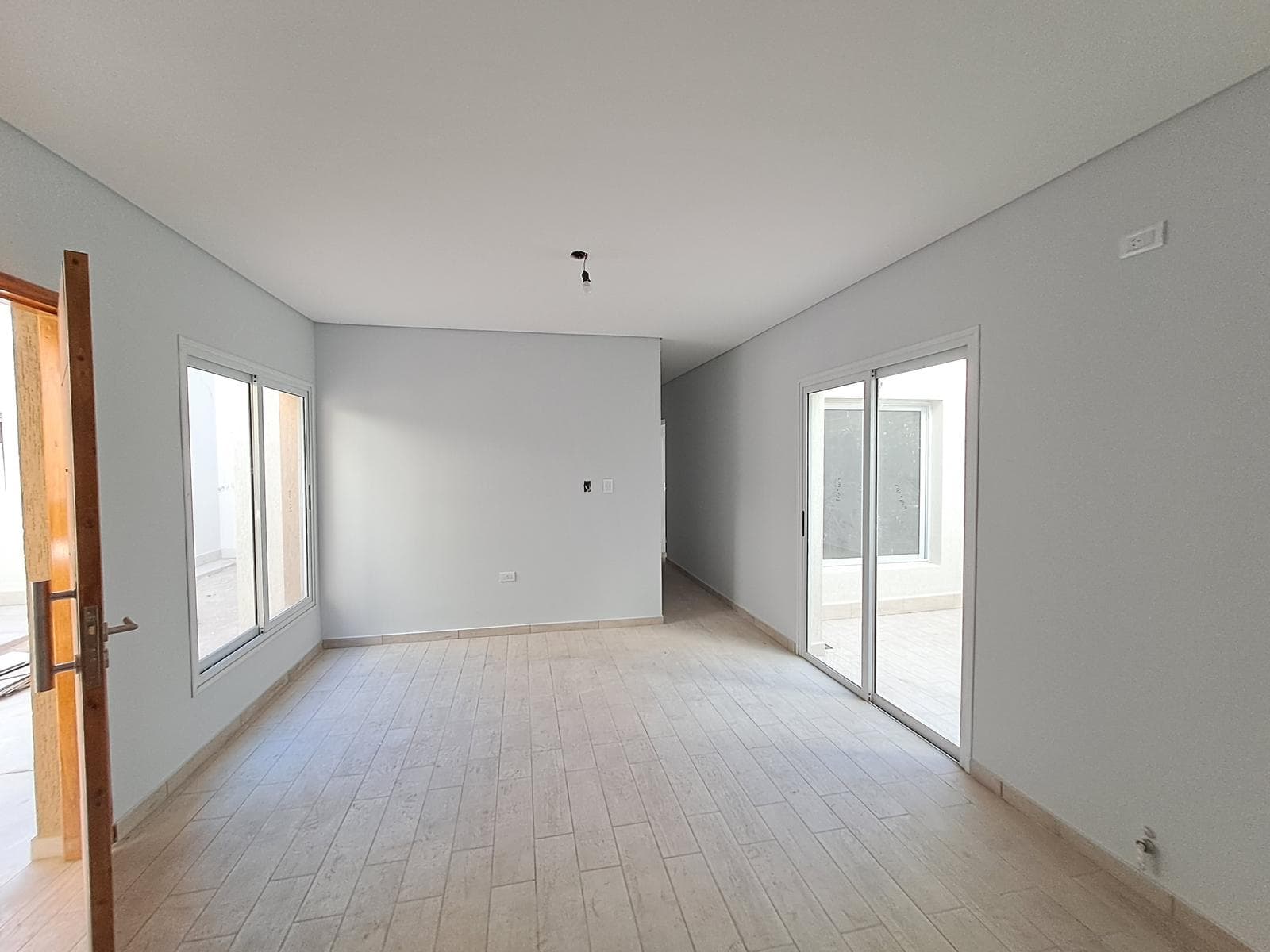 FOR SALE - 3-BEDROOM APARTMENT - RINCON VENETO GATED COMMUNITY
