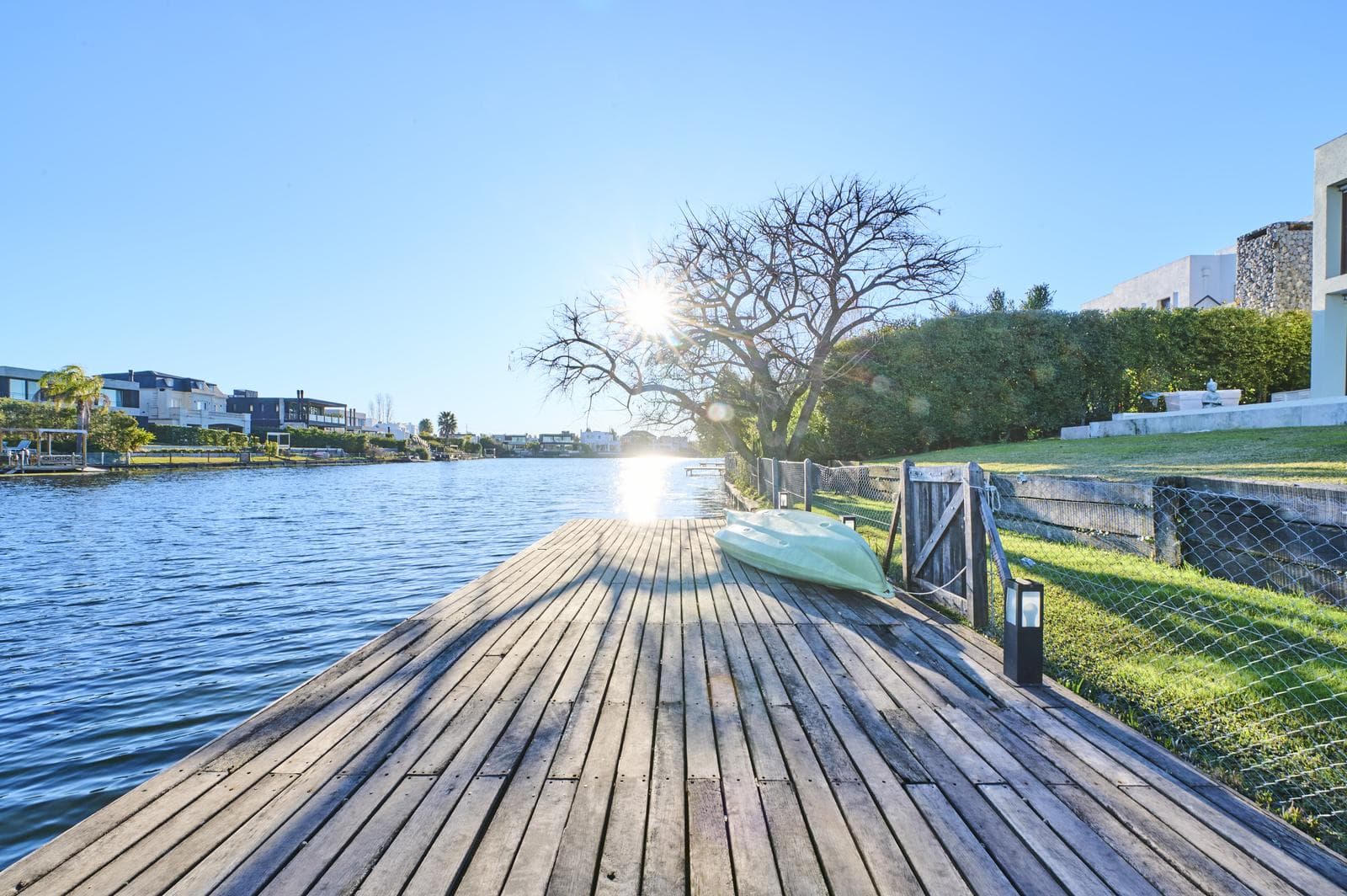 Waterfront House for Sale in Los Alisos, 4 Bedrooms (2 En Suite) - Nordelta