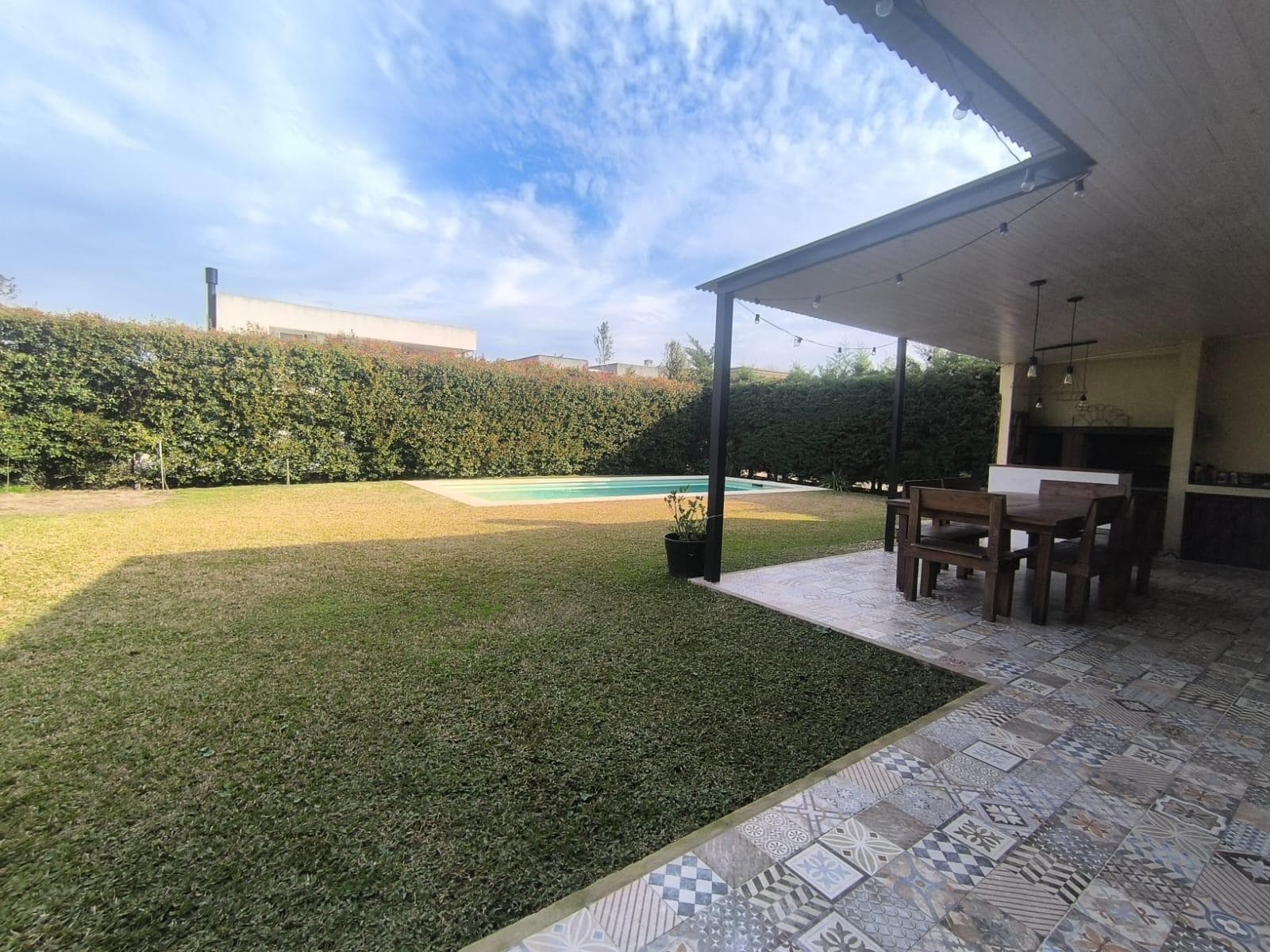 MORTGAGE ELIGIBLE - House for Sale - La Comarca
