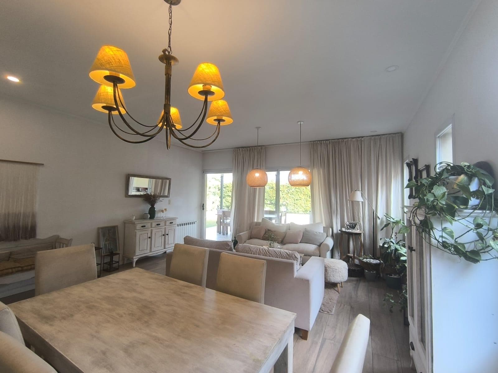 MORTGAGE ELIGIBLE - House for Sale - La Comarca