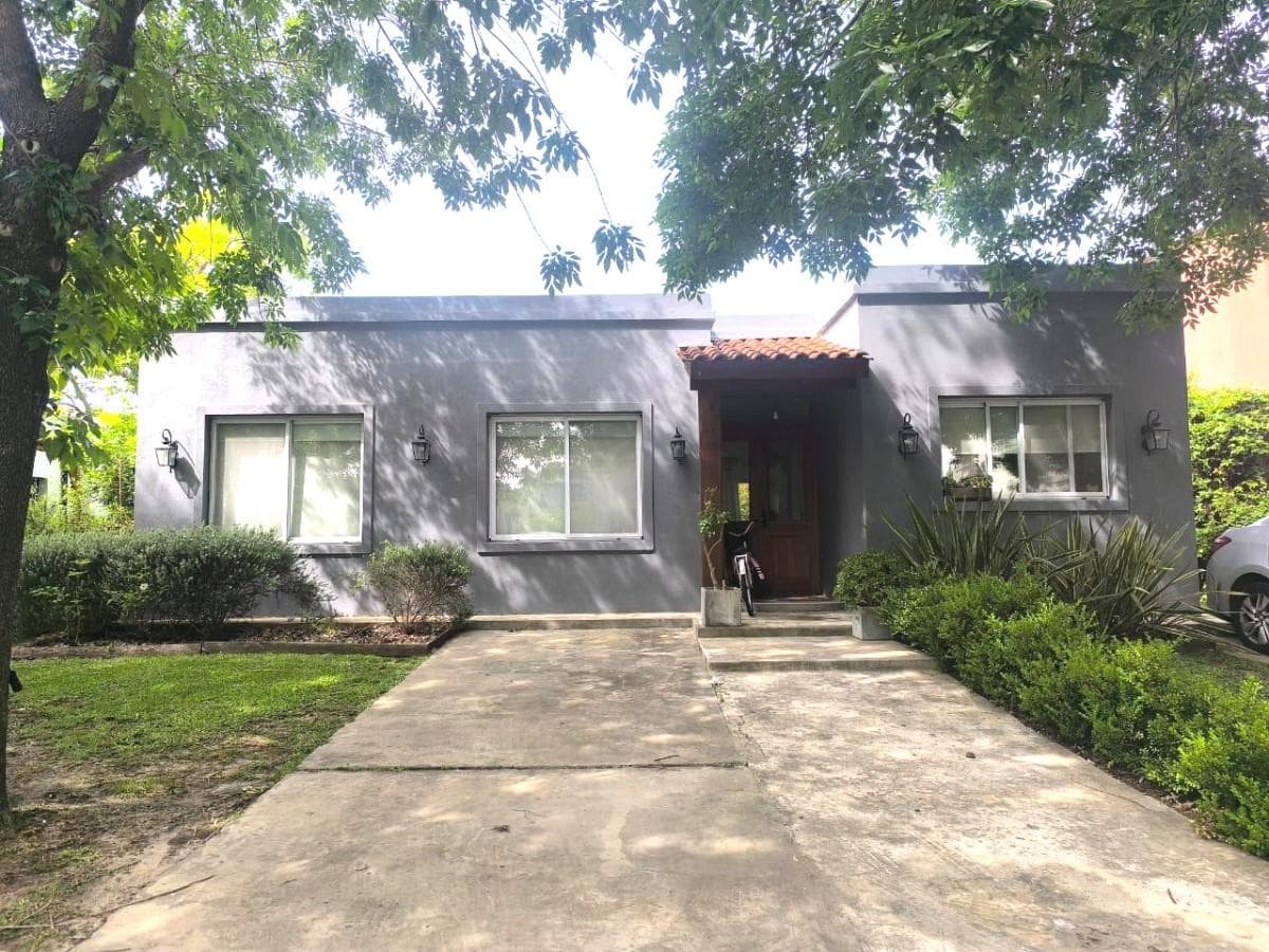 MORTGAGE ELIGIBLE - House for Sale - La Comarca