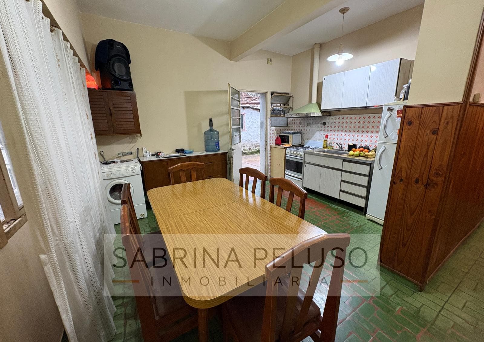 4-ROOM HOUSE FOR SALE - CASTELAR
