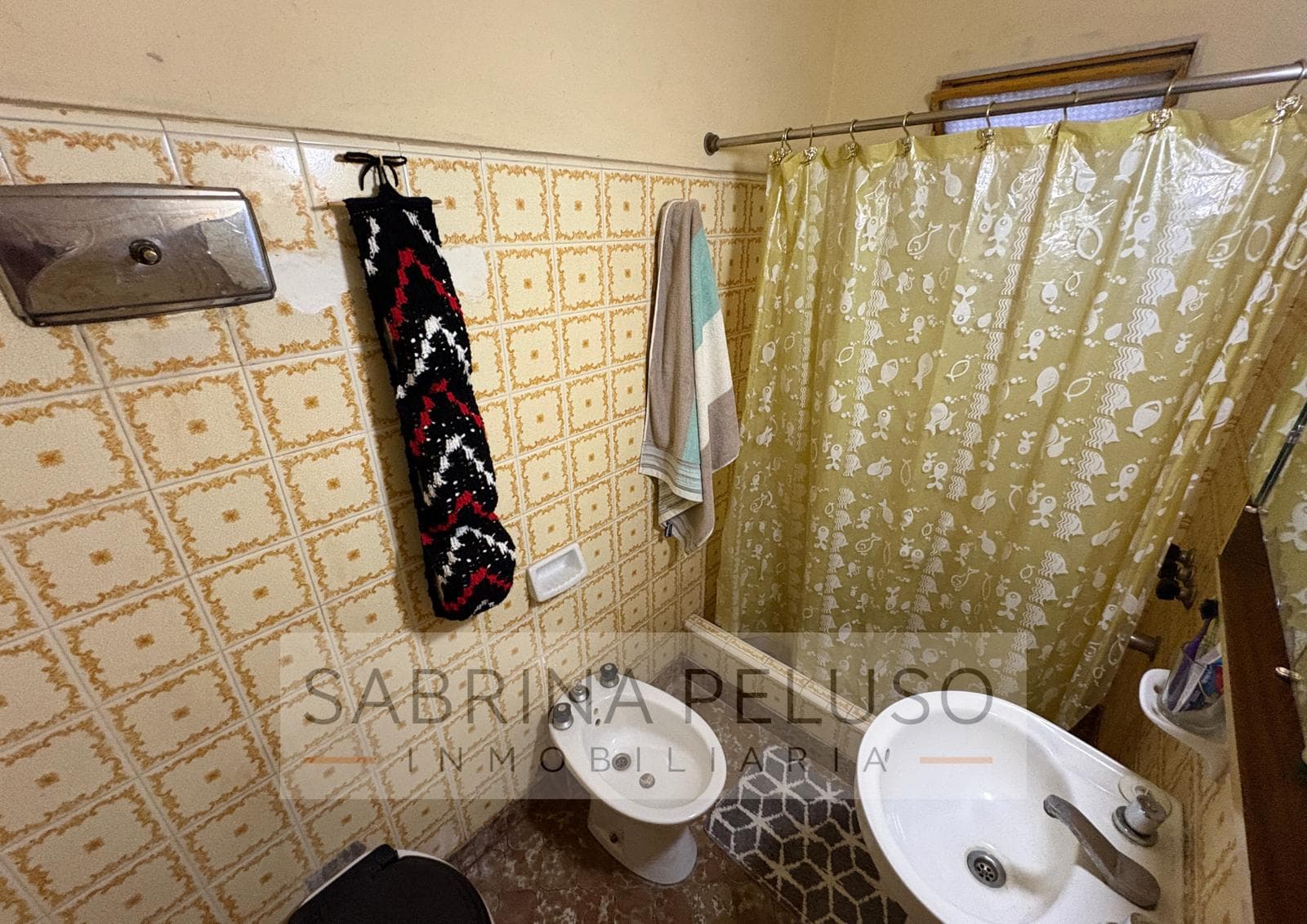 4-ROOM HOUSE FOR SALE - CASTELAR