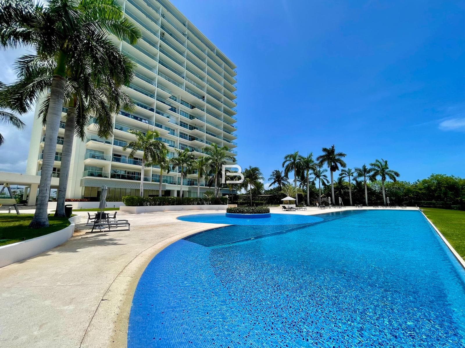 Apartment for Rent at Sky Residences, Cancún
