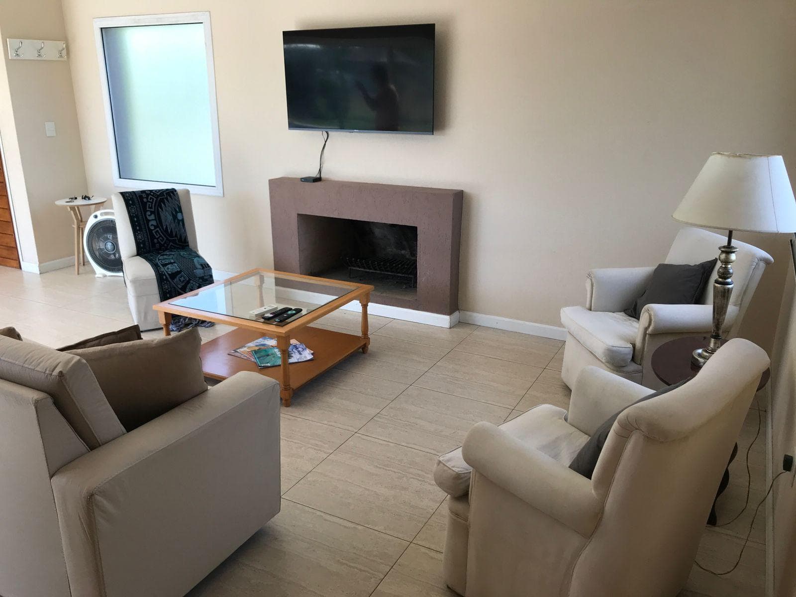 House for Sale - 4 Rooms in Cantón Golf
