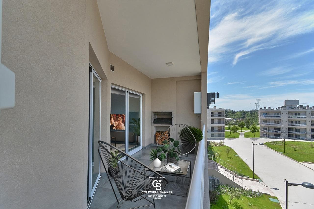 3-Bedroom Premium Apartment, El Reparo Condominium, Pilar