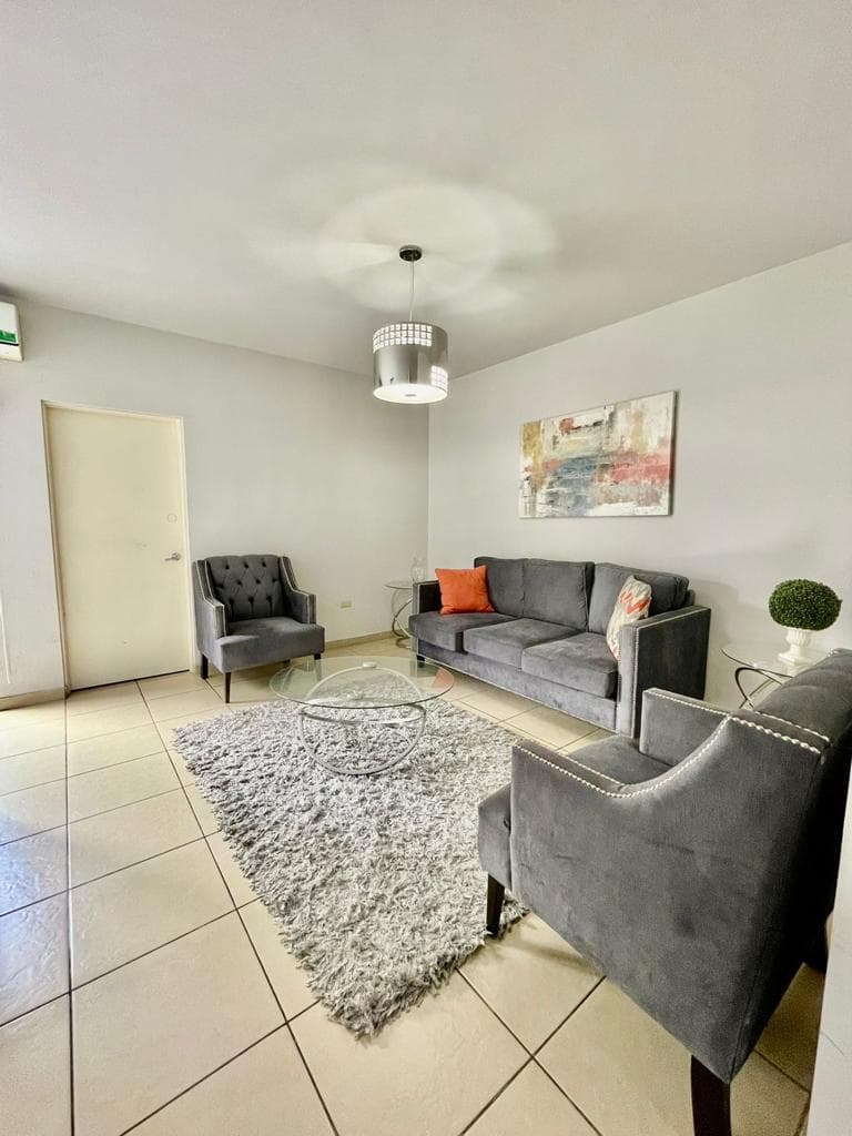 House for Sale in Santa Barbara Residencial