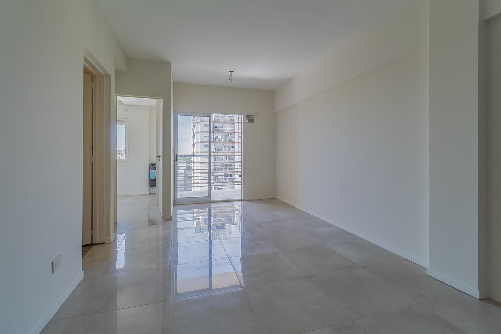 For Sale, Apartment, 2 Rooms, Balcony, Suitable for Professionals, Flores Norte