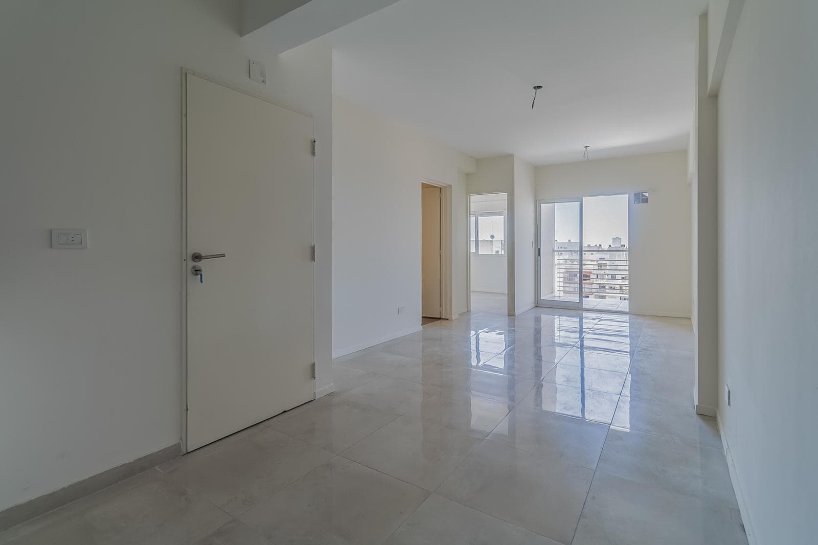 For Sale, Apartment, 2 Rooms, Balcony, Suitable for Professionals, Flores Norte