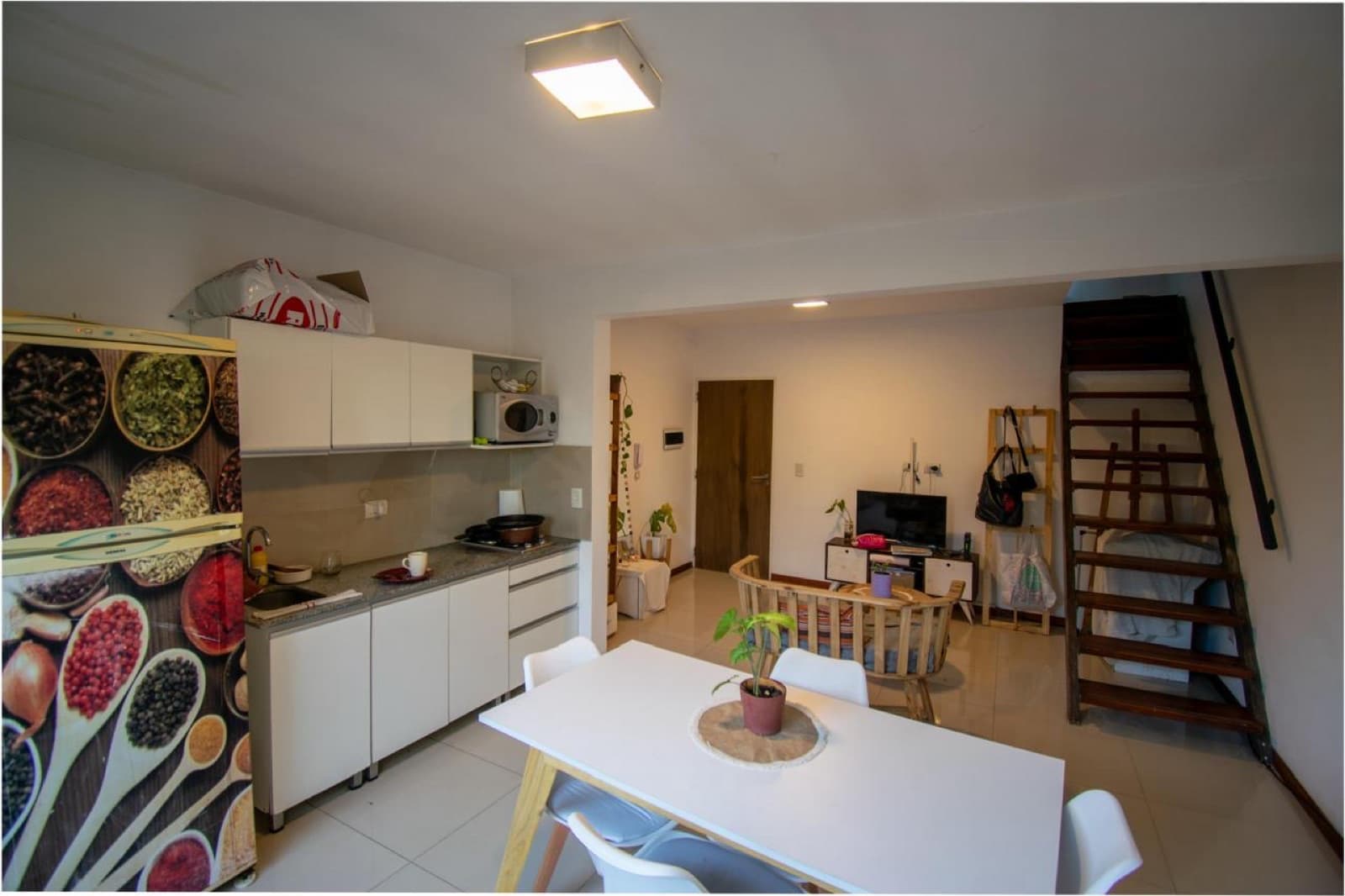 Apartment - Downtown Pilar: 2-room apartment with garage and terrace. Financing available.