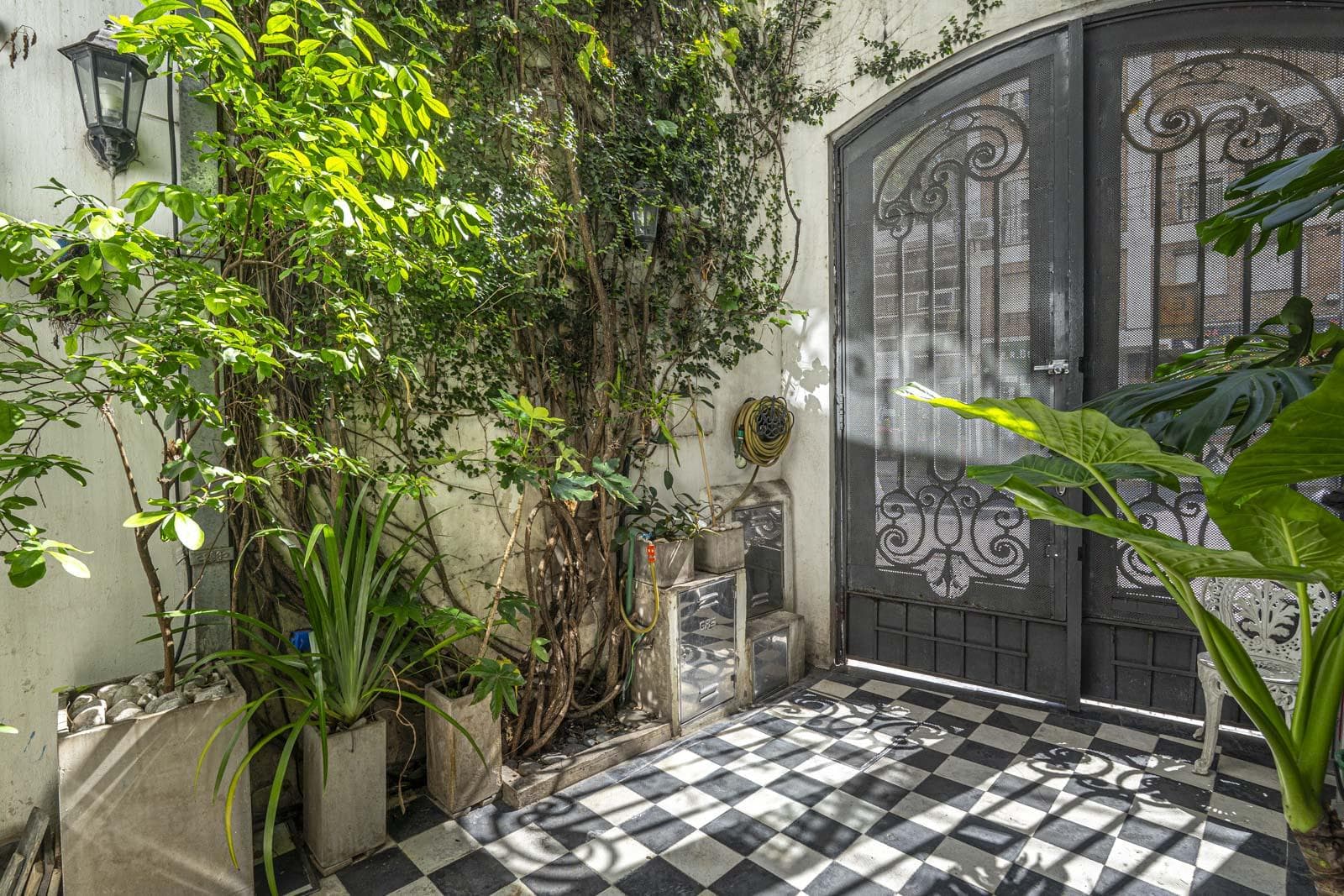 Home | For Sale | Palermo | 6 bedrooms | Terrace