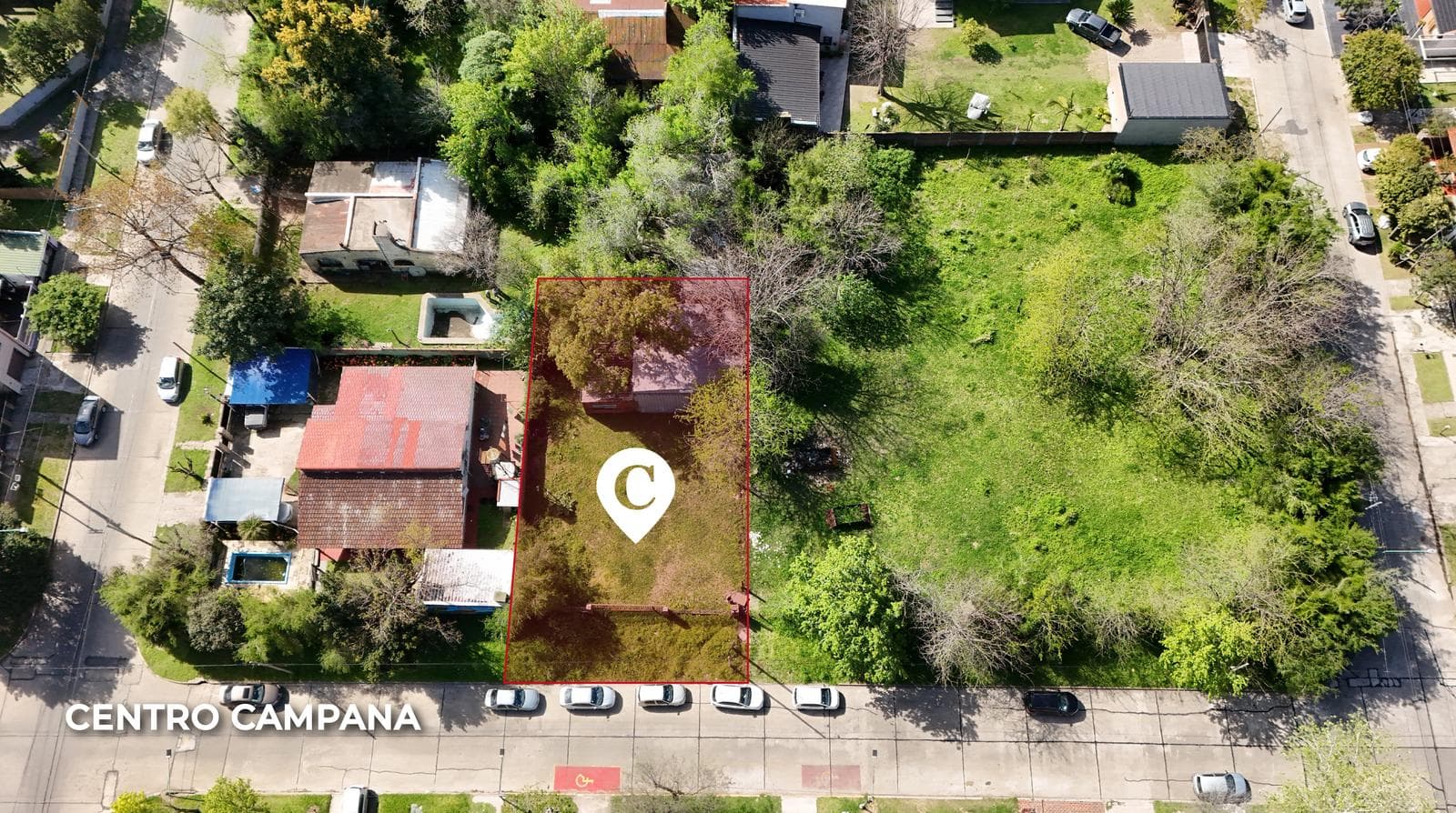 Land for Sale. Warehouse Lot. Total area of 727 m2. With deed. Downtown Campana