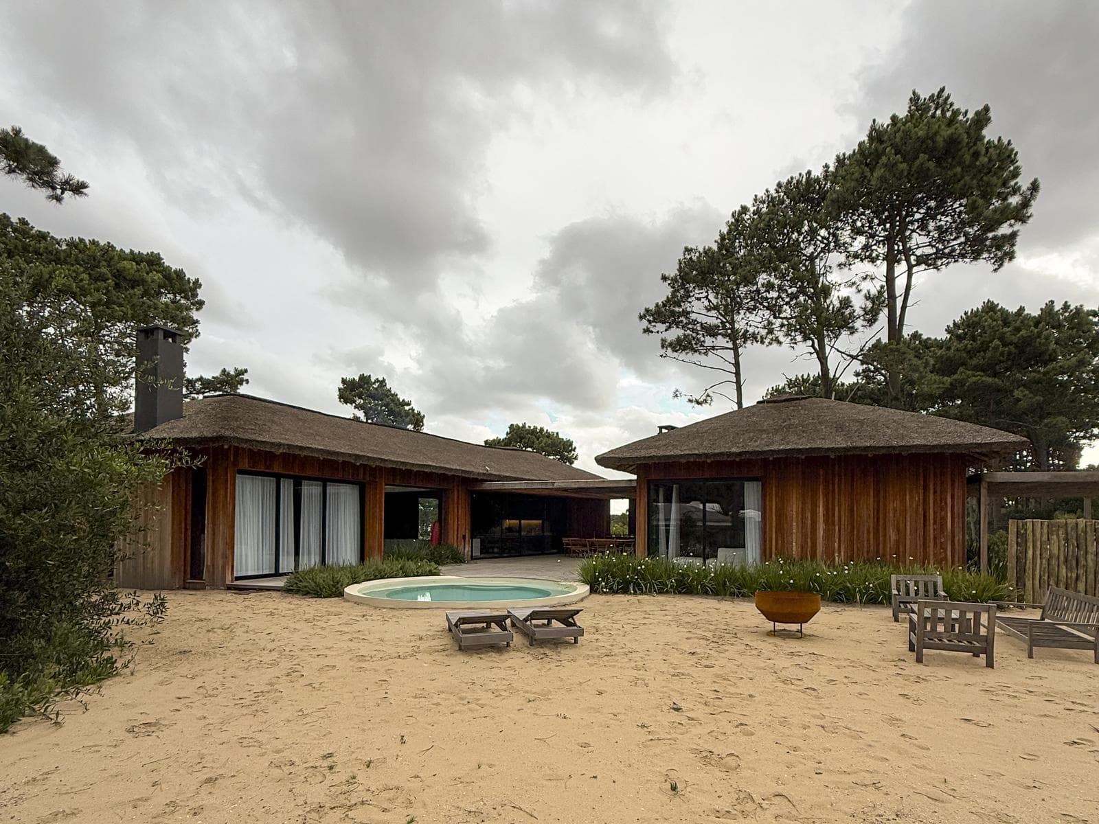 Prime lot with amenities in Pinar del Faro, Jose Ignacio