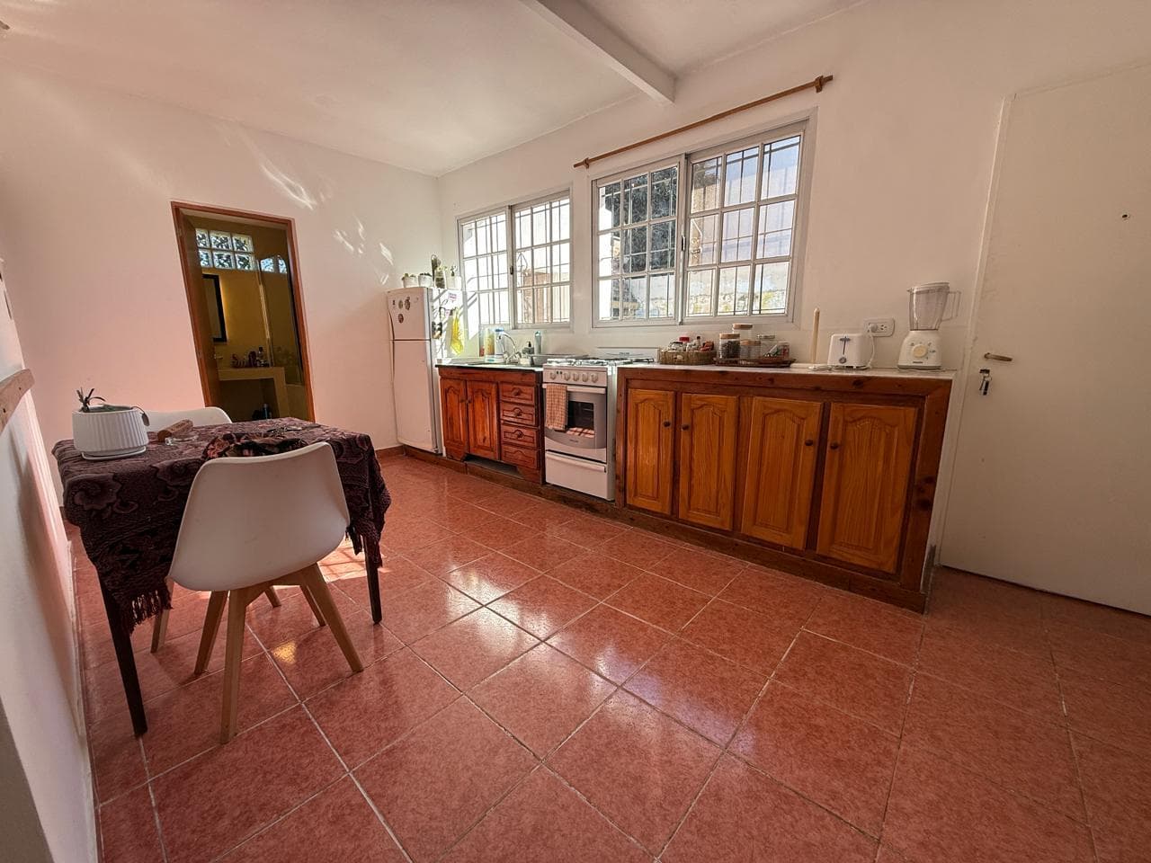 House for sale in Villa de Mayo, with or without rental income