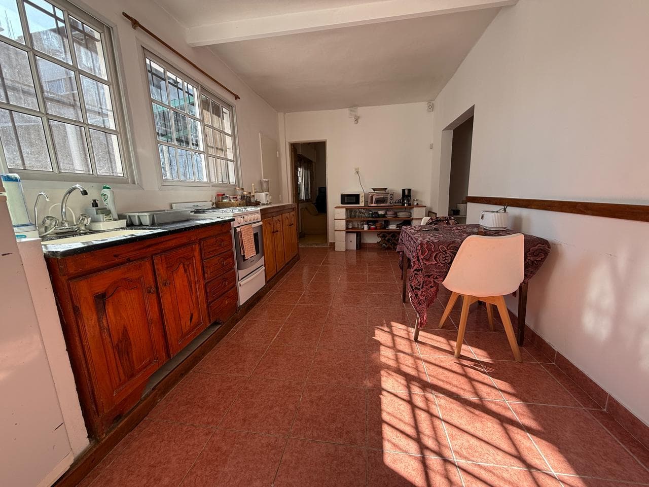House for sale in Villa de Mayo, with or without rental income