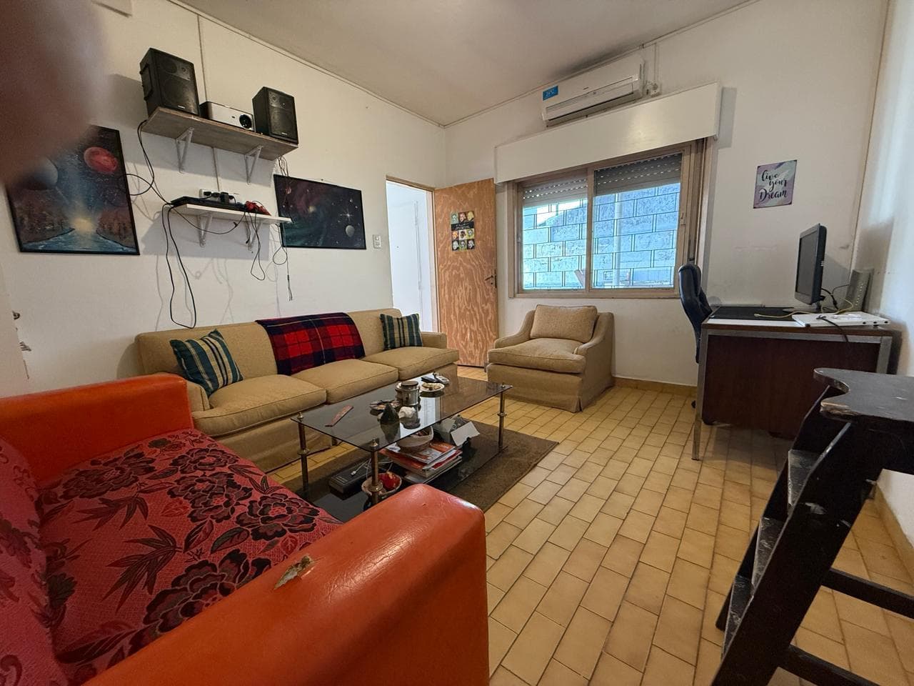 House for sale in Villa de Mayo, with or without rental income