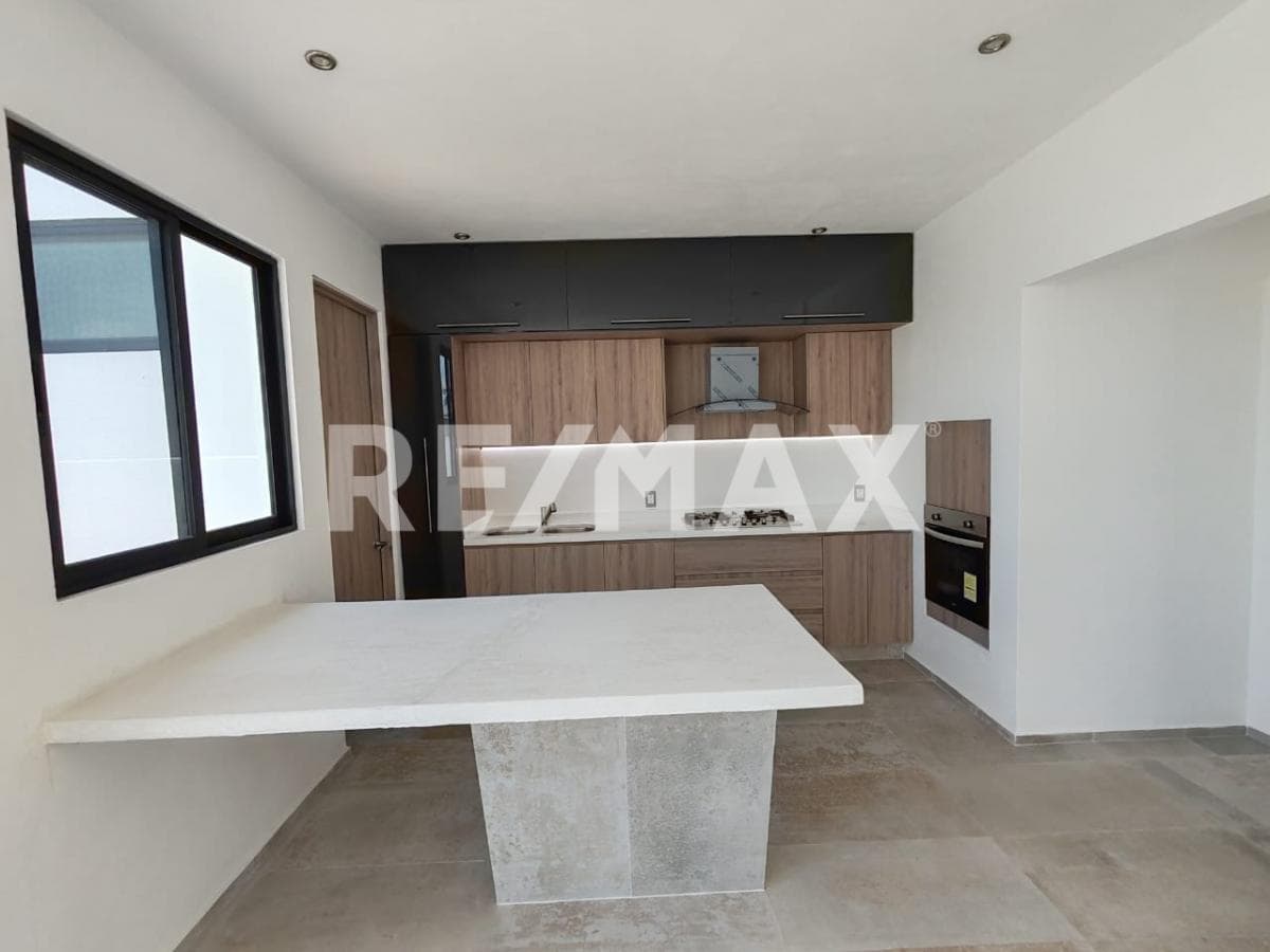House for Sale in Morelos, Altos de Oaxtepec