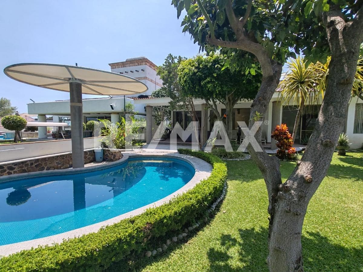 House for Sale in Morelos, Lomas de Cocoyoc