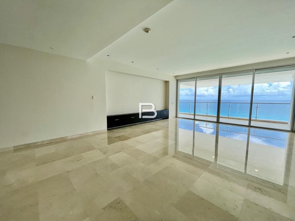 Apartment for Rent at Emerald Residential Tower