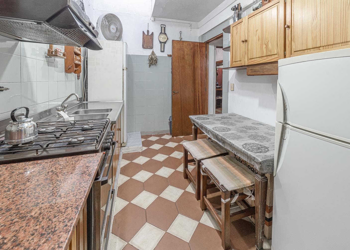 3-room penthouse for sale in Olivos with a terrace and patio | Eligible for a mortgage | No maintenance fees