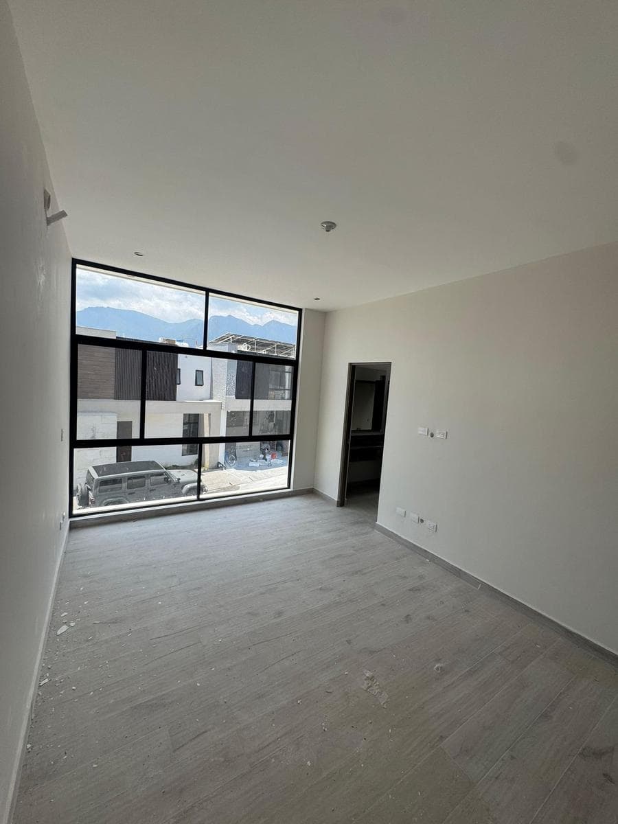 HOUSE FOR SALE IN ALTARES, SANTIAGO RESIDENTIAL COMPLEX, N.L.