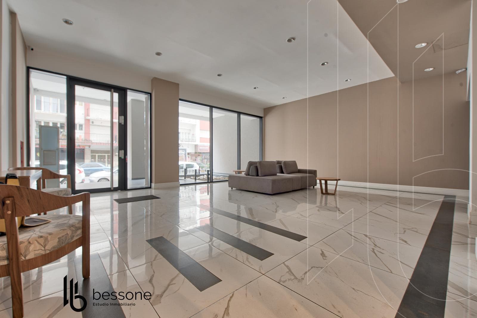 Apartment in Downtown